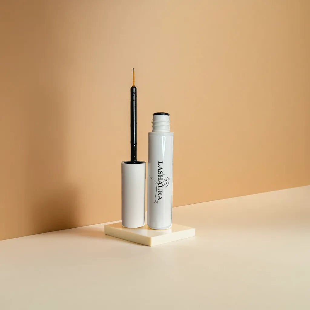 LASHAURA - Wimpernserum - LASHAURA
